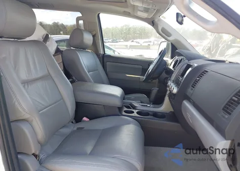 2010 Toyota Sequoia Sr5 5.7L V8 z USA, uszkodzony, nr VIN 5TDZY5G14AS029270